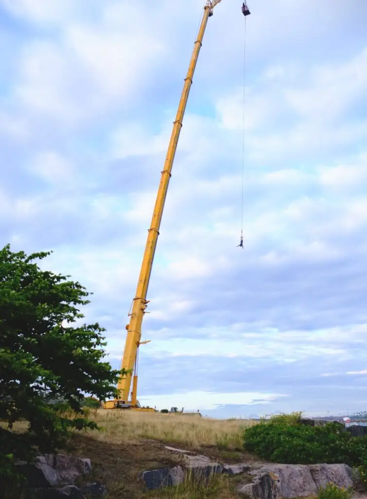 grue en finlande saut dans le vide
