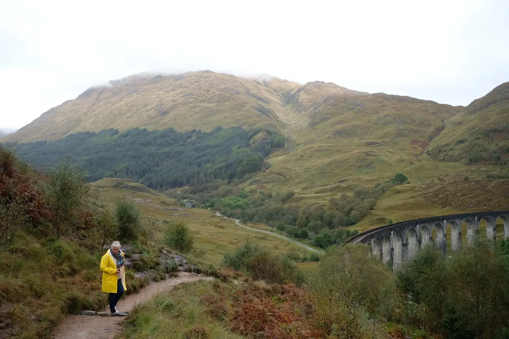 L'île de skye un sponsor Kway femme jaune montagne