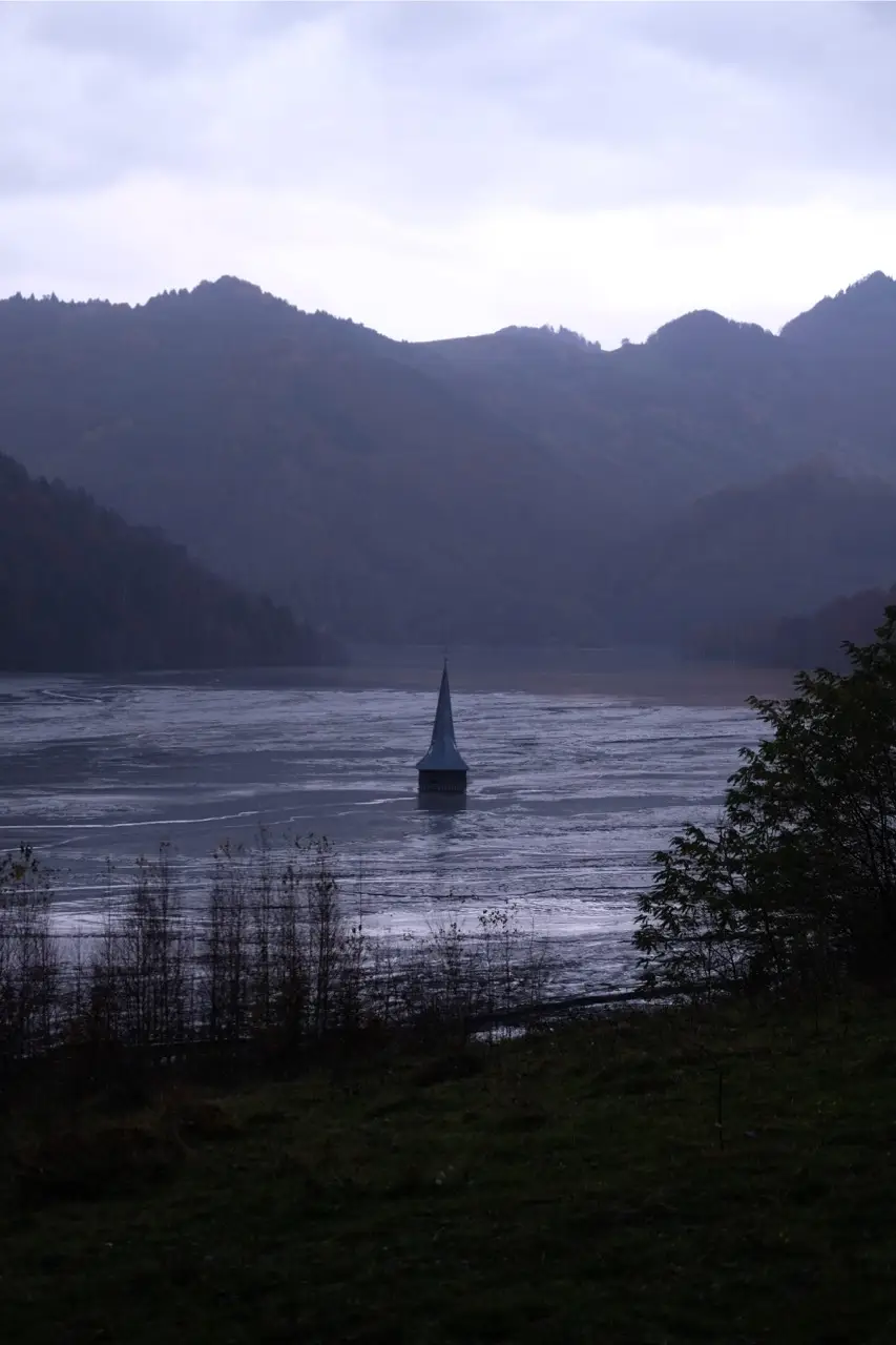 geamana le lac radioactif roumain