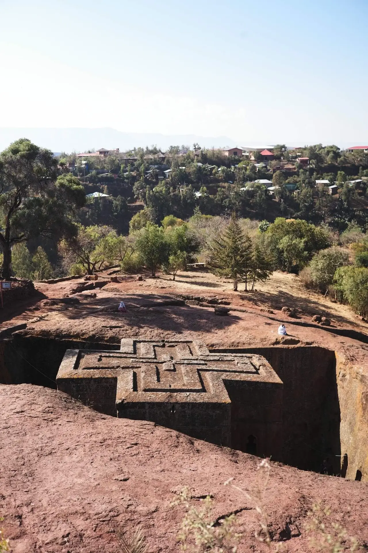 lalibela jerusalem d'Afrique, une église en forme de croix à Lalibela en Éthiopie