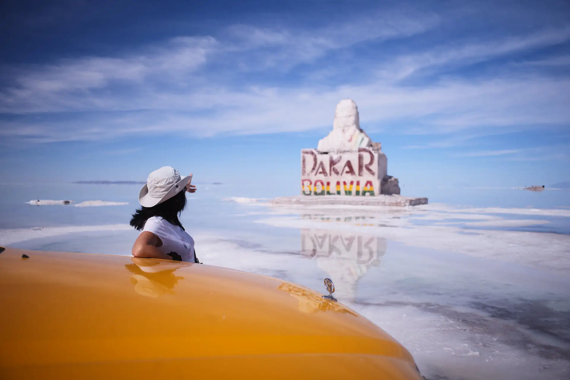 dakar monument uyuni salar