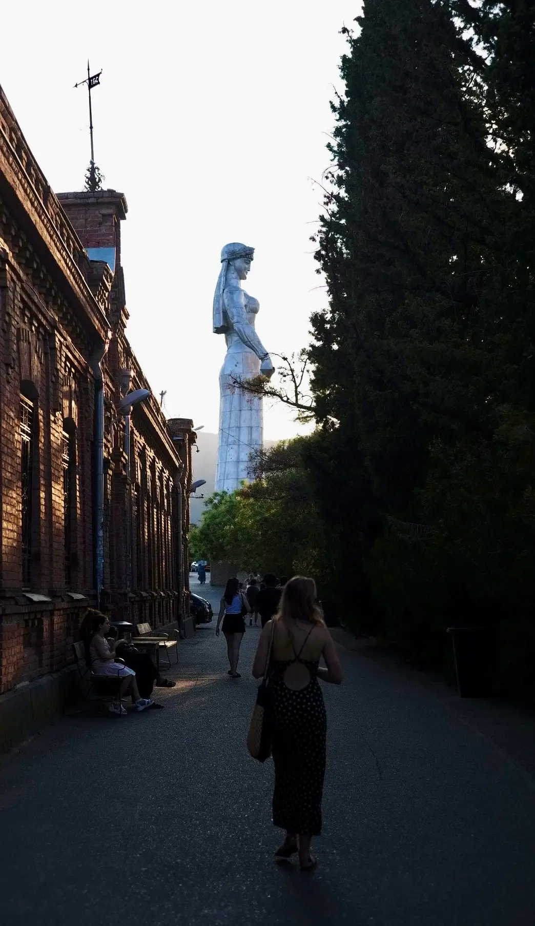 tbilissi une capitale européenne statue georgienne