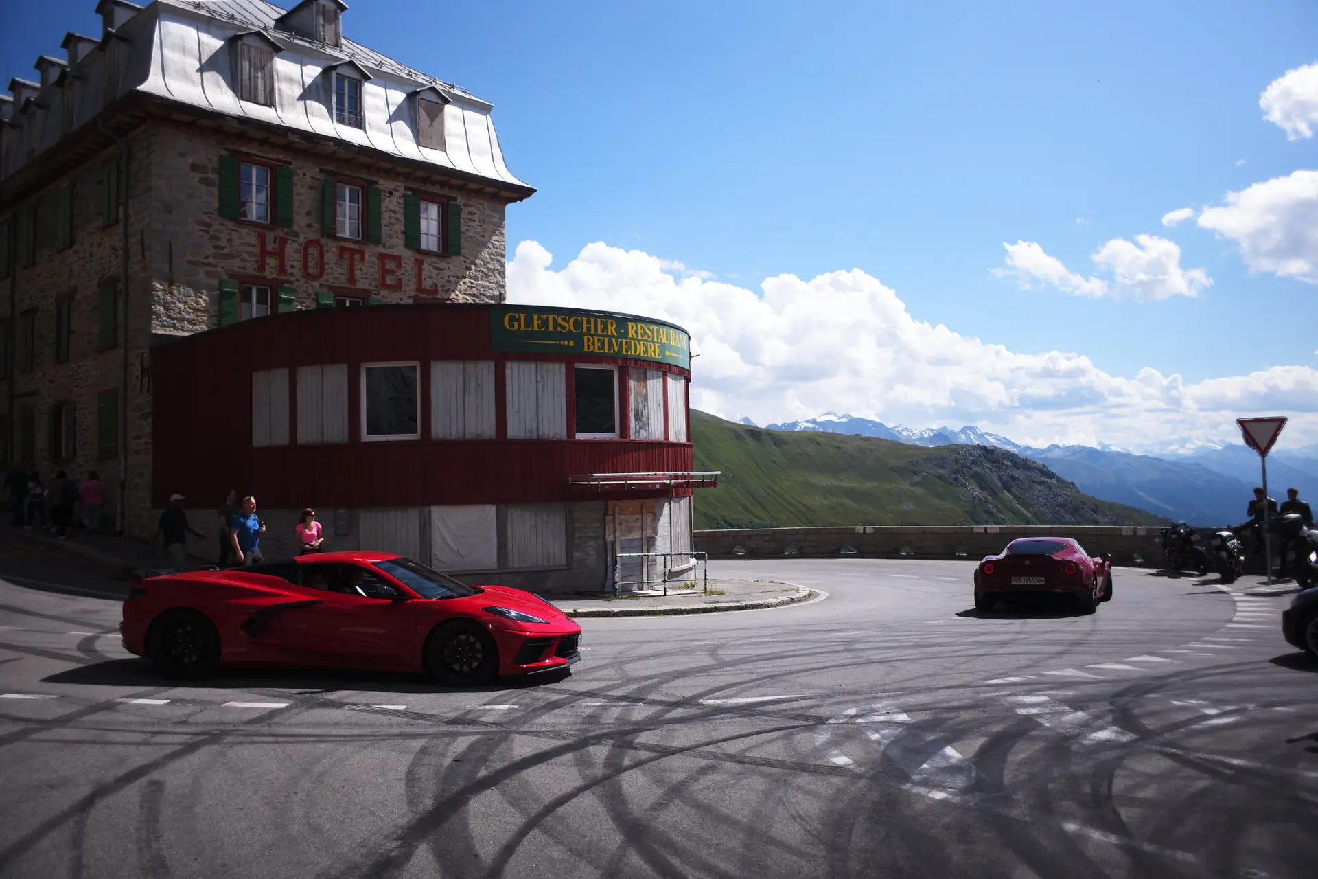 suisse ferrari glacier du rhone grand mère marche 2400m