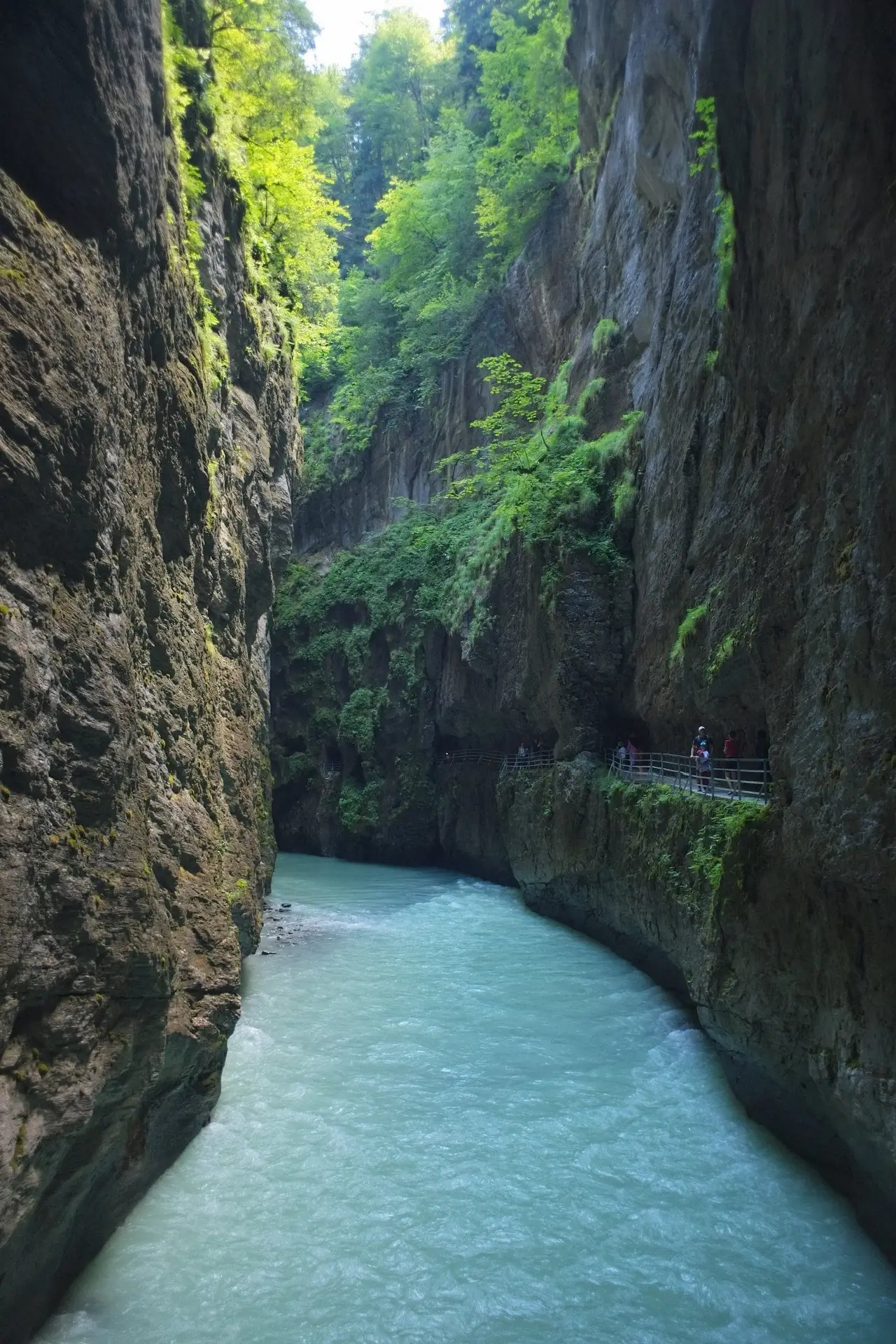 peut on visiter les gorges de l'Aar avec sa grand mère