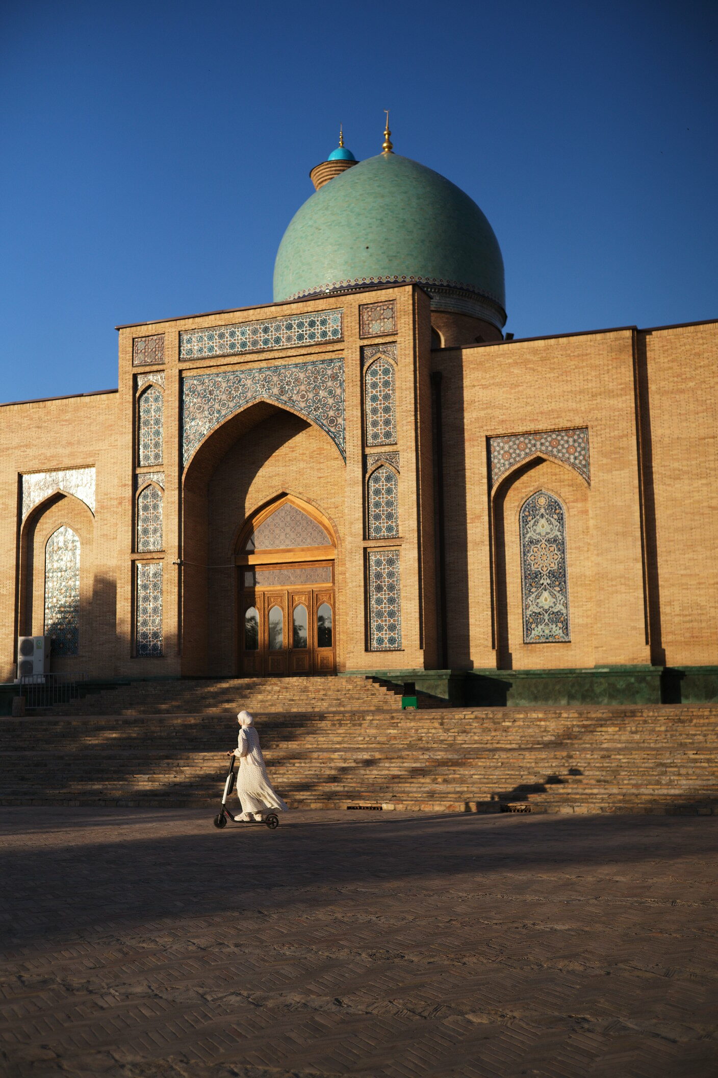 https://www.tolsaventures.fr/samarcande-ouzbekistan/