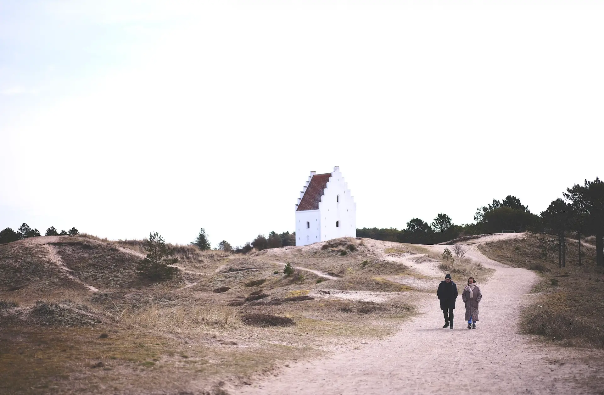 dunes du danemark den tilsandede kirke