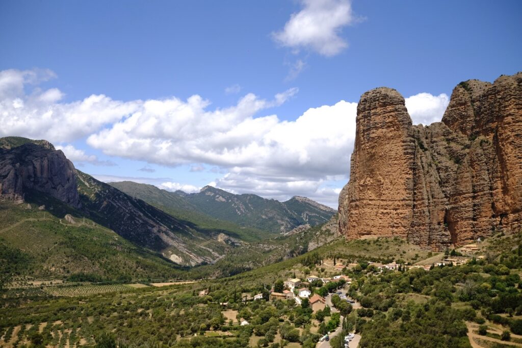 espagne contre tourisme mallos de riglos