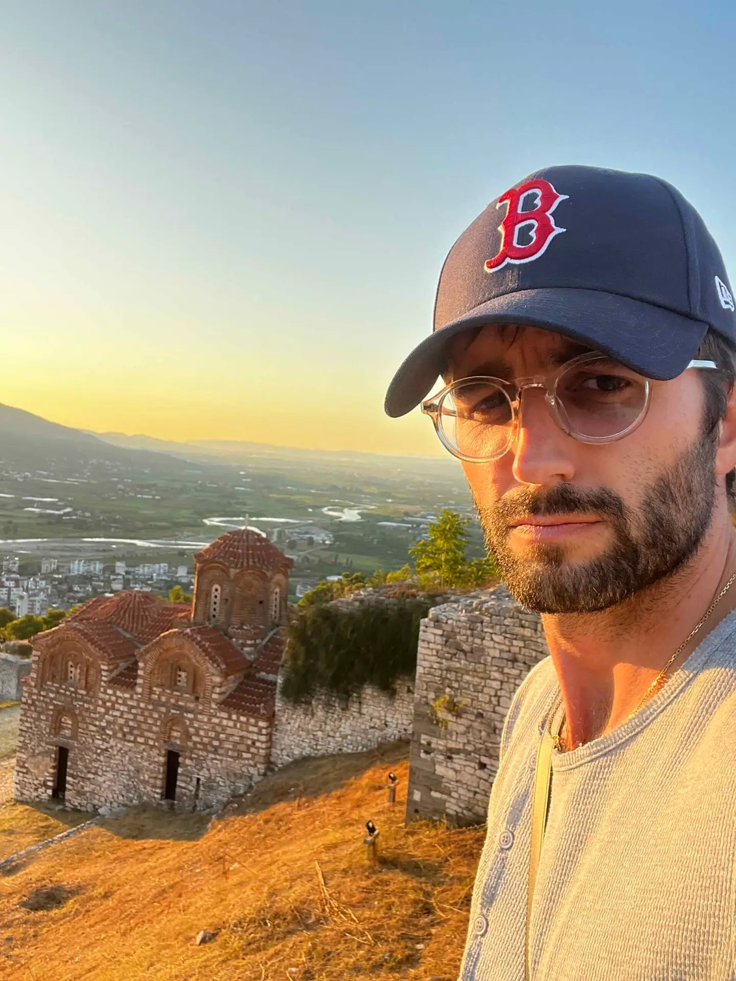 berat églose orthodoxe muraille coucher de soleil