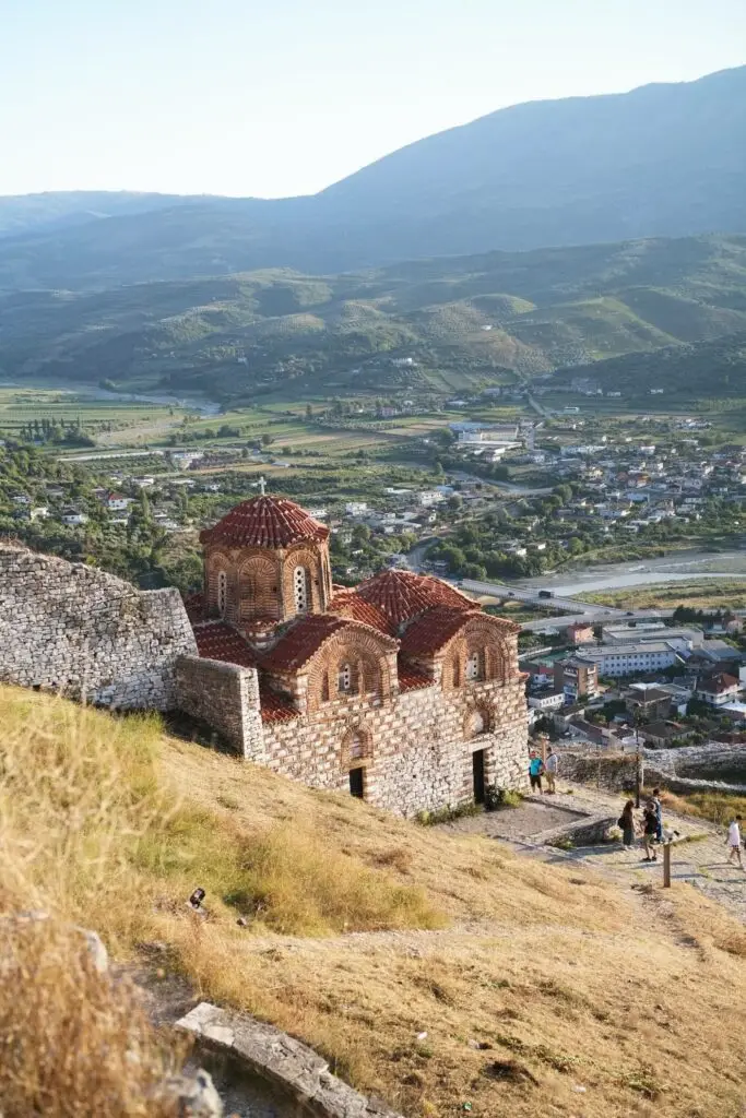 Berat la ville aux mille fenêtres église