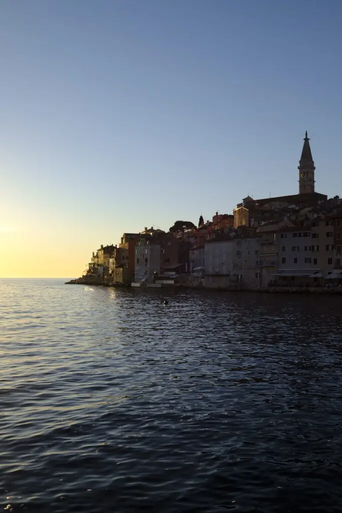 rovinj perle de l'istrie ile mer église sunset