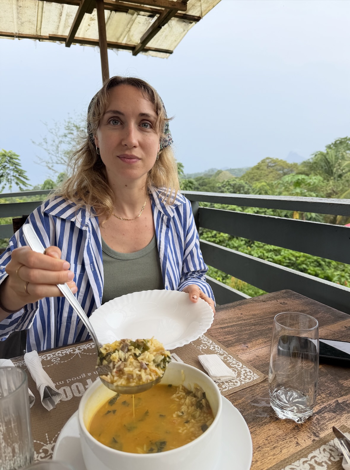 roça sao joao table sao tome